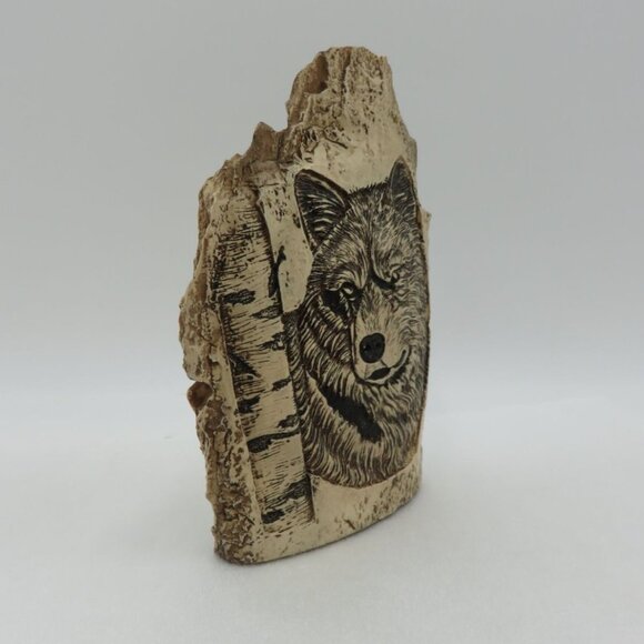 Wolf Engraved Resin Bark Sculpture Figurine For Home Décor - Picture 3 of 10